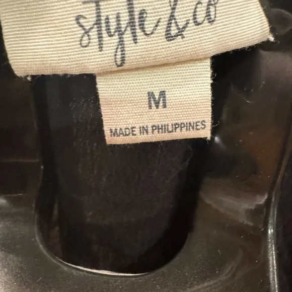 Style & Co. Black and White Embroidered Floral Blouse - Picture 13 of 15